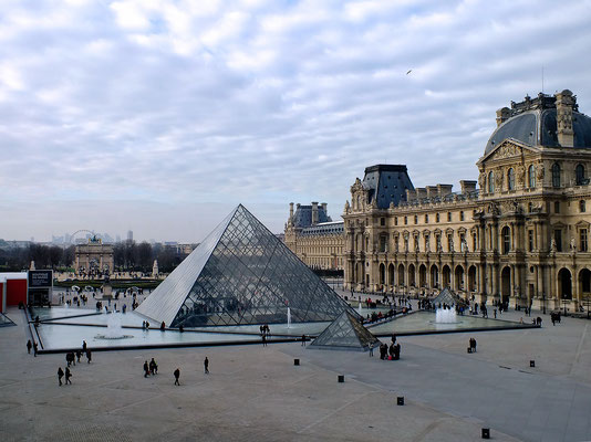 online virtual tour paris louvre museum