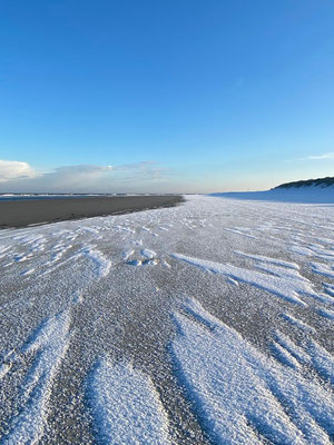 Schnee am Strand von Langeoog