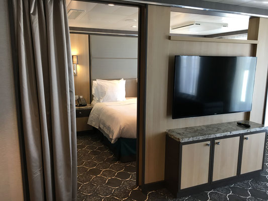 Harmony of the Seas A-Suite Bedroom