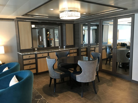 Harmony of the Seas A-Suite Dining