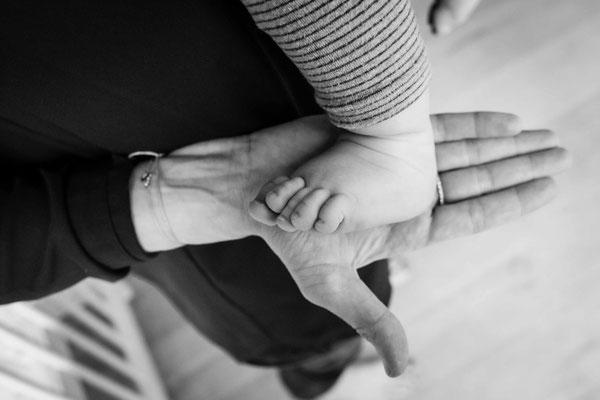 babyfotograf in münchen - kommando: kunst.