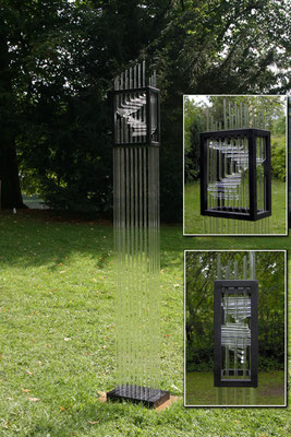 "Lichtraum6/07", 2007, Duranglas, Stahl 170x24x12cm