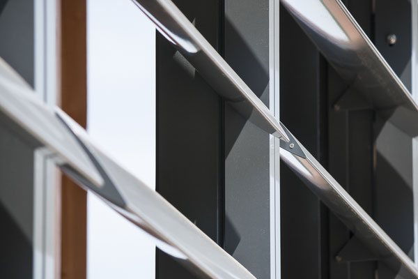 Photographie d'architecture - Brise soleil Renson - Marché de Marly-Le-Roi
