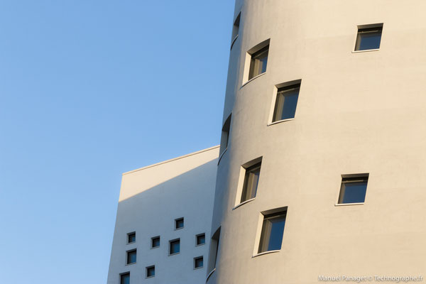 Hôtel Campanile Lille pour Sto - La Madeleine - Architecte Rudy Ricciotti 