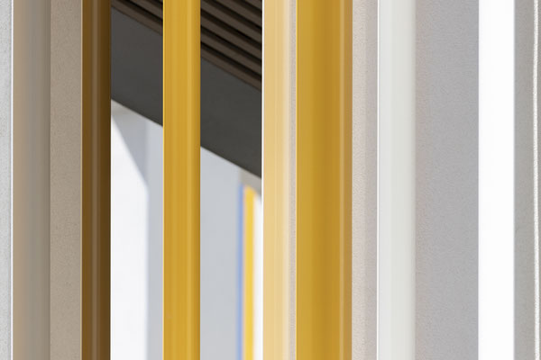 Photographie d'architecture - Piscine Longwy - Brise-soleil Duco