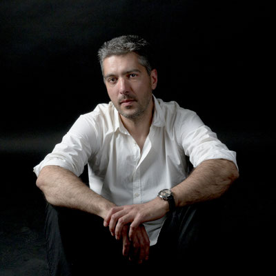 Portrait studio