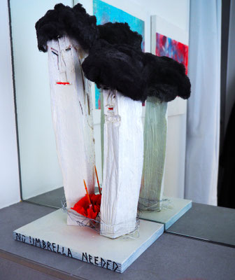 No umbrella needed | 20x15x35cm | Holz | 240€