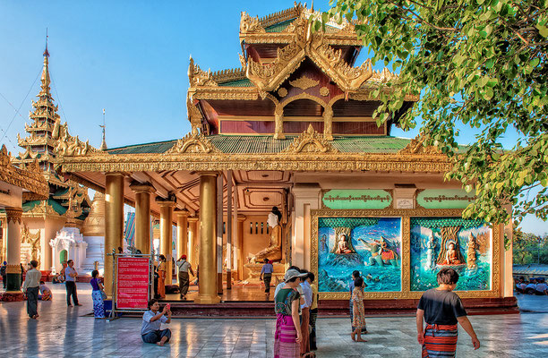 auf der Shedagon Pagode