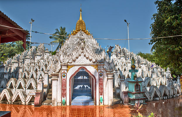 Hsinbyume Pagode in Mingun / Mandalay 