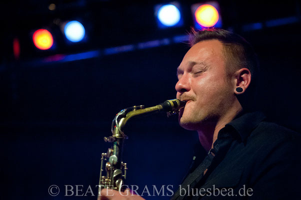Henrik Freischlader Band - 28.10.2018 Räucherei Kiel