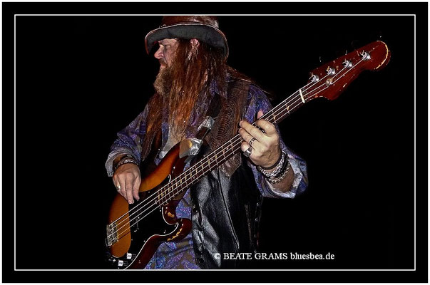 ERIC SARDINAS & BIG MOTOR - 28. Oktober 2011 – Downtown Bluesclub Hamburg
