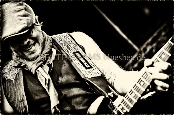 Chris Grey & The BlueSpand (DK) - BluesBalticaEutin, Mai 2016
