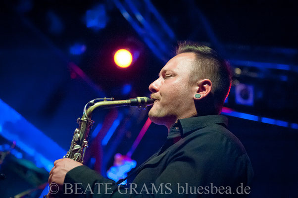 Henrik Freischlader Band - 28.10.2018 Räucherei Kiel