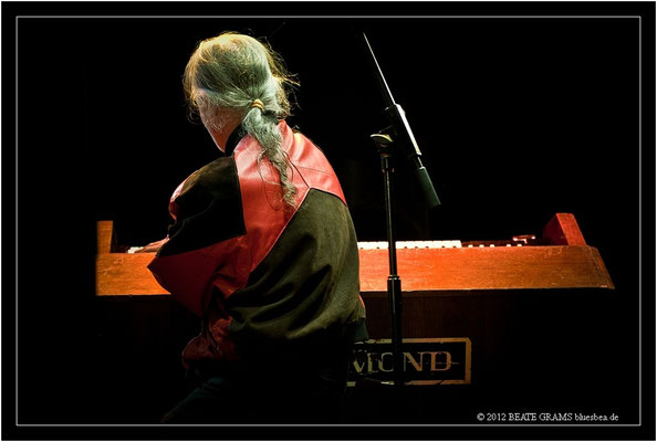 13 Volker "Wolfman" Kunschner (Germany) - Grand final: “Hosted-Session” - 23. Bluesfestival Eutin 2012 - Sonntag, 20. Mai