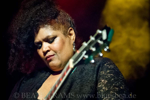 Dede Priest & Johnny Clark and The Outlaws (USA / NL) - 20. Internationales Kieler Blues Festival - 23. 02.2018 Räucherei Kiel