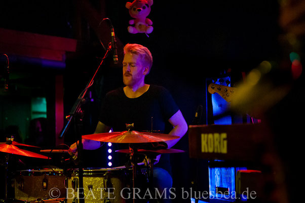 Henrik Freischlader Band - 28.10.2018 Räucherei Kiel