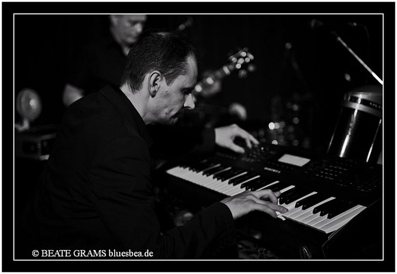 Larry Garner meets Norman Beaker & Friends - 27.04.13 - Savoy, Bordesholm