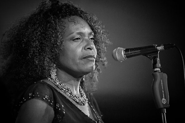 Shaun Booker Band (USA) - 27.10.18 - Blues Nights Hamburg