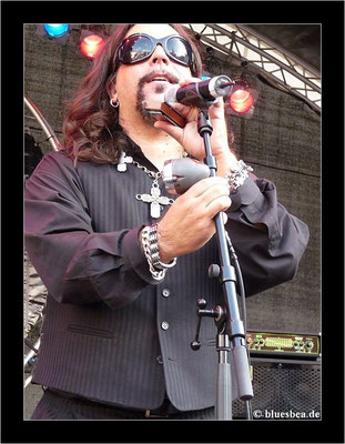 Johnny Mastro and Mama's Boys - 22. Bluesfestival Eutin 20.05.2011 