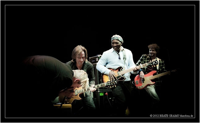 9 Marc Breitfelder (Germany), Mick Ravassat, Roland Tchakounte & Laurent Legall (Cameroon)