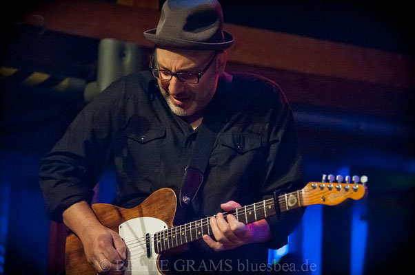Dana Fuchs Band "Love Lives On Tour" - 12.10.2018 Räucherei Kiel