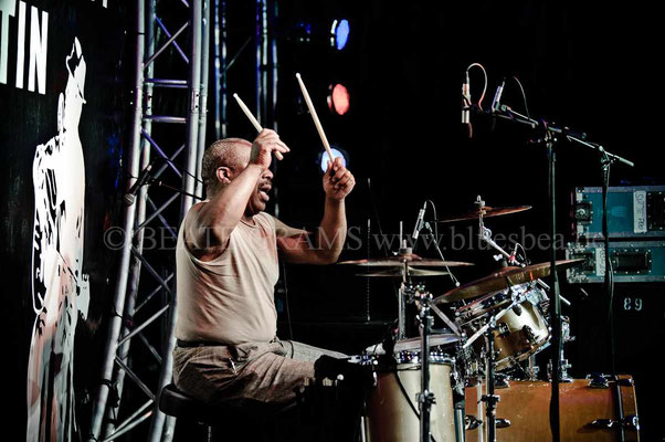 Shawn Holt "Lil slim" & The Teardrops (USA) - 28. BluesBaltica/Bluesfest Eutin 2017