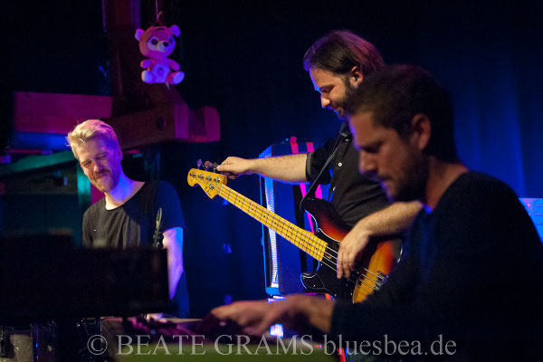 Henrik Freischlader Band - 28.10.2018 Räucherei Kiel