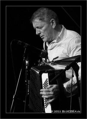 Bill Wyman & The Rhythm Kings - 21.01.2011 Fabrik Hamburg