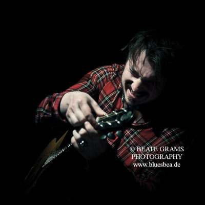 Krissy Matthews (UK) & Max Maxwell  (UK) - Guitar Heroes Festival Joldelund – 30.04.17 Gerd's Juke Joint