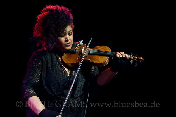 Dede Priest & Johnny Clark and The Outlaws (USA / NL) - 20. Internationales Kieler Blues Festival - 23. 02.2018 Räucherei Kiel