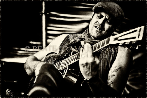 Chris Grey & The BlueSpand (DK) - BluesBalticaEutin, Mai 2016