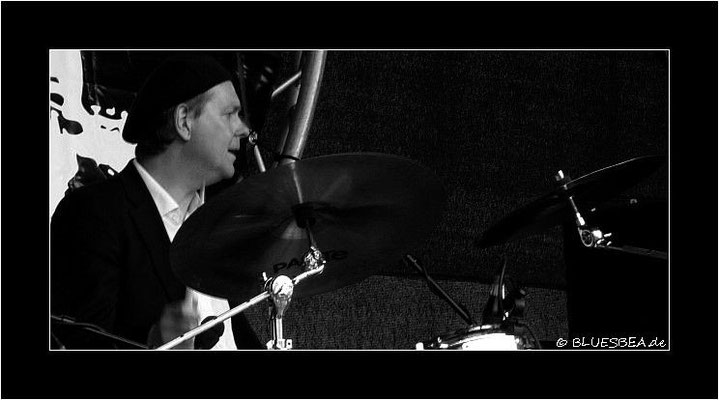 R.J. Mischo & Band - 22. Bluesfestival Eutin 19.05.2011