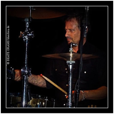 ERIC SARDINAS & BIG MOTOR - 28. Oktober 2011 – Downtown Bluesclub Hamburg