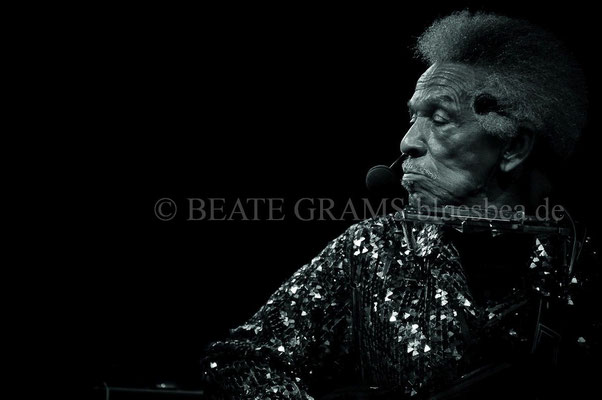 Lil Jimmy Reed, 19.02.2016, 18. Internationales Kieler Blues Festival