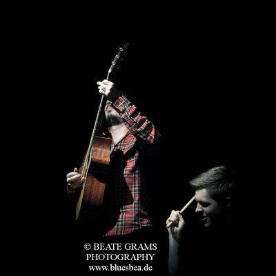 Krissy Matthews (UK) & Max Maxwell  (UK) - Guitar Heroes Festival Joldelund – 30.04.17 Gerd's Juke Joint