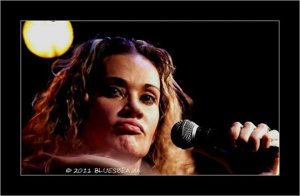 Dana Fuchs Band - 02. Oktober 2011, Downtown Bluesclub Hamburg