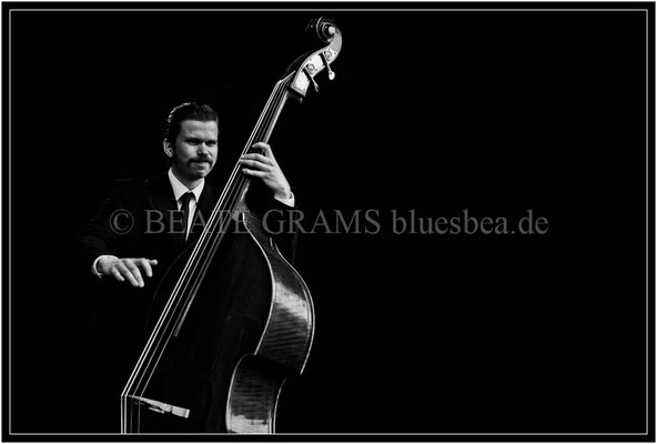 Yngve and His Boogie Legs - 05/2013 BluesBaltica Eutin