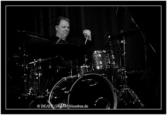 Larry Garner meets Norman Beaker & Friends - 27.04.13 - Savoy, Bordesholm