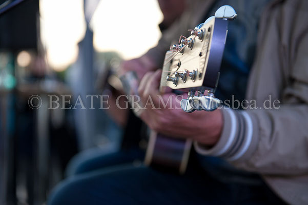 Richie Arndt Acoustic Band mit Gregor Hilden - Boogie-, Blues- und Folknächte in Hohwacht