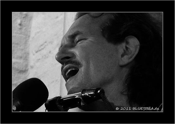 Hans Theessink - 29. Juli 2011 Flensburg, Roter Hof