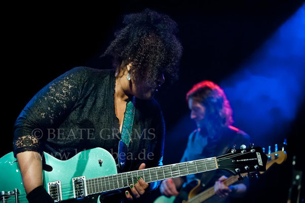 Dede Priest & Johnny Clark and The Outlaws (USA / NL) - 20. Internationales Kieler Blues Festival - 23. 02.2018 Räucherei Kiel