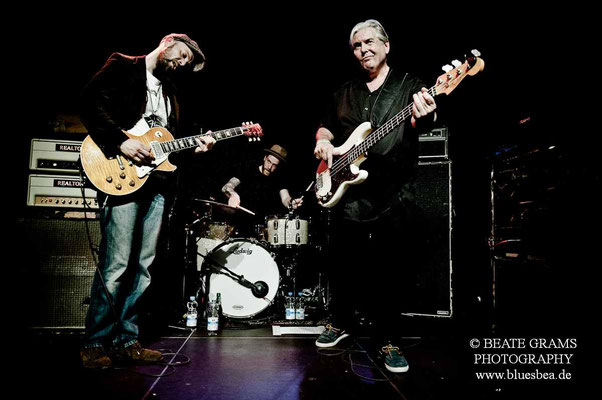 "Blues for Gary" by Henrik Freischlader - 22.04.2017 Räucherei Kiel