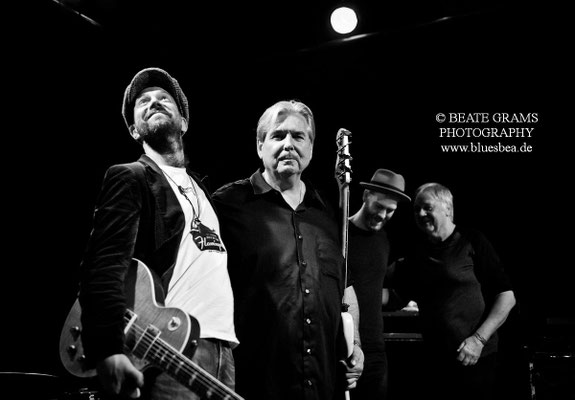 "Blues for Gary" by Henrik Freischlader - 22.04.2017 Räucherei Kiel