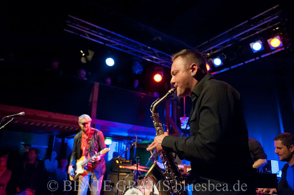 Henrik Freischlader Band - 28.10.2018 Räucherei Kiel