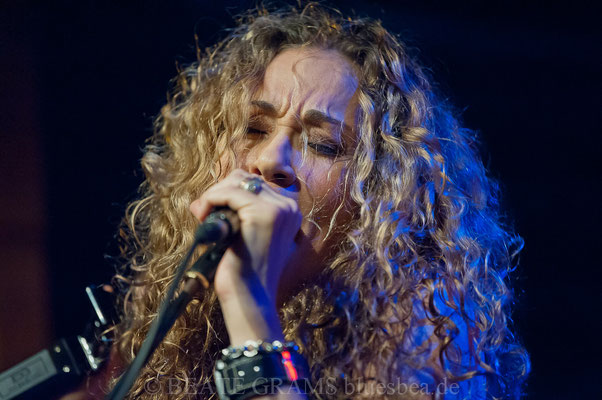 Dana Fuchs Band "Love Lives On Tour" - 12.10.2018 Räucherei Kiel