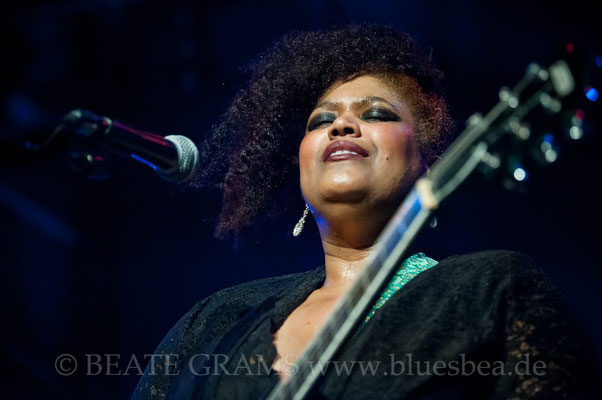 Dede Priest & Johnny Clark and The Outlaws (USA / NL) - 20. Internationales Kieler Blues Festival - 23. 02.2018 Räucherei Kiel