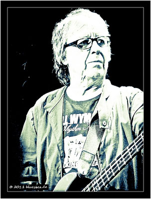Bill Wyman & The Rhythm Kings - 21.01.2011 Fabrik Hamburg