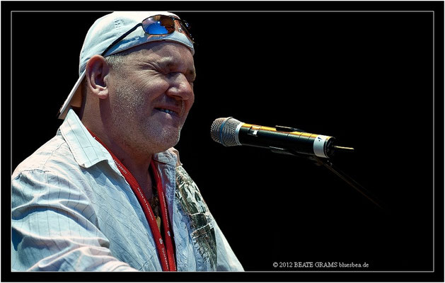 Georg Schroeter (Germany) - Grand final: “Hosted-Session” - 23. Bluesfestival Eutin 2012 - Sonntag, 20. Mai