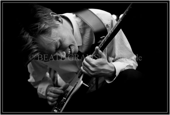 Yngve and His Boogie Legs - 05/2013 BluesBaltica Eutin