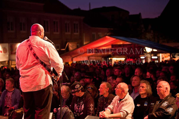 Shawn Holt "Lil slim" & The Teardrops (USA) - 28. BluesBaltica/Bluesfest Eutin 2017